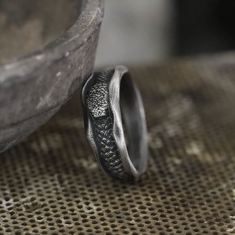 Mythstone 999 Sterling Silver Snake-shaped Year Of The Snake Protection Ring