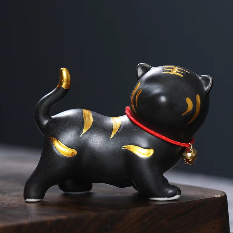 Mythstone Mini Cute Tiger Tea Pet Ceramic Home Desk Figurine Decoration