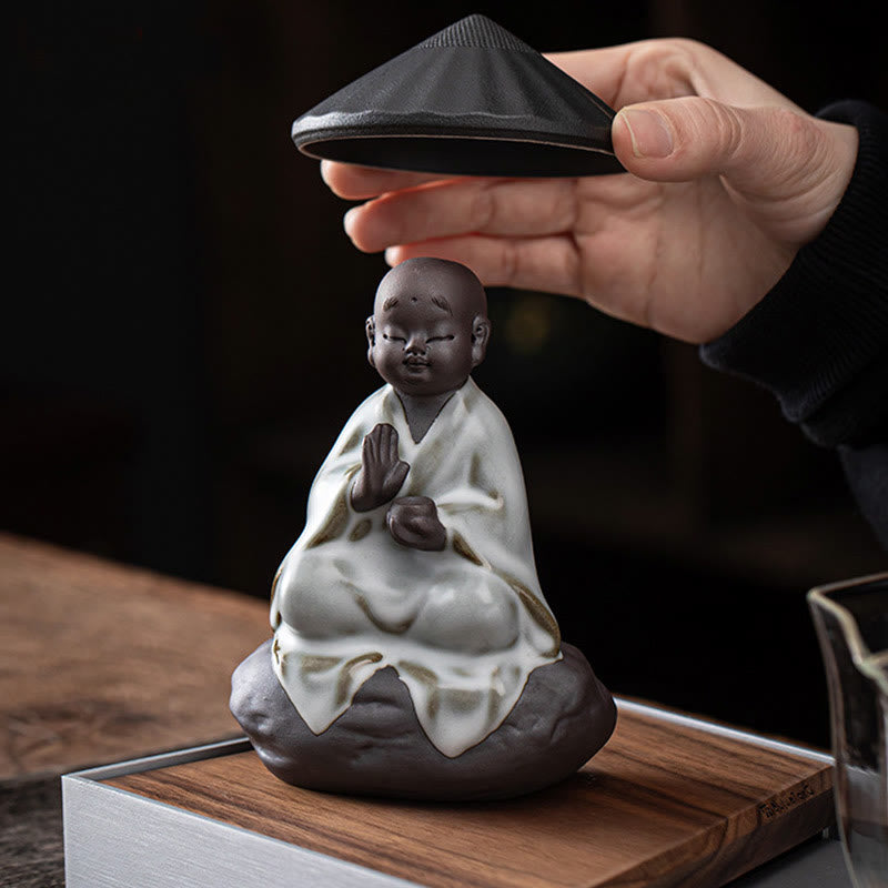 Mythstone Little Zen Monk Hat Strainer Ceramic Tea Accessories Figurine Home Decoration