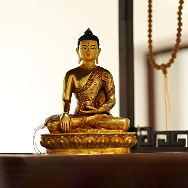 Estatua decorativa bañada en oro y cobre de Buda Shakyamuni, Buda de la medicina, compasión, piedra mitológica 