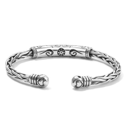 Brazalete brazalete con grabado Om Mani Padme Hum del Tíbet de Mythstone 