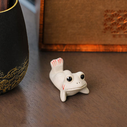 Mythstone Mini Small Praying Frog Ceramic Wealth Prosperity Home Tea Pet Figurine Decoration