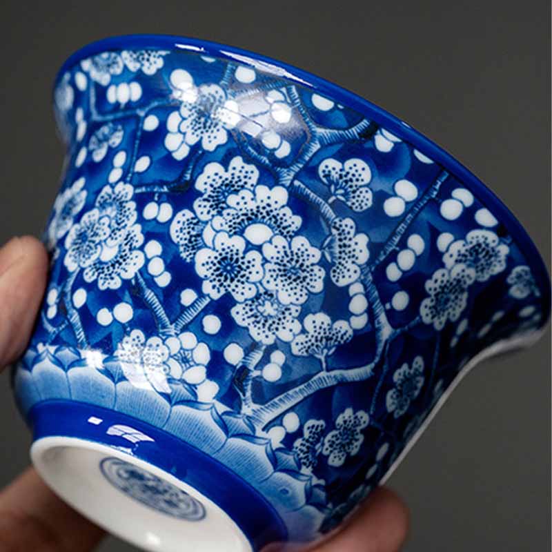 Mythstone Plum Blossom Blue And White Porcelain Ceramic Gaiwan Sancai Teacup Kung Fu Tea Cup And Saucer With Lid 185ml