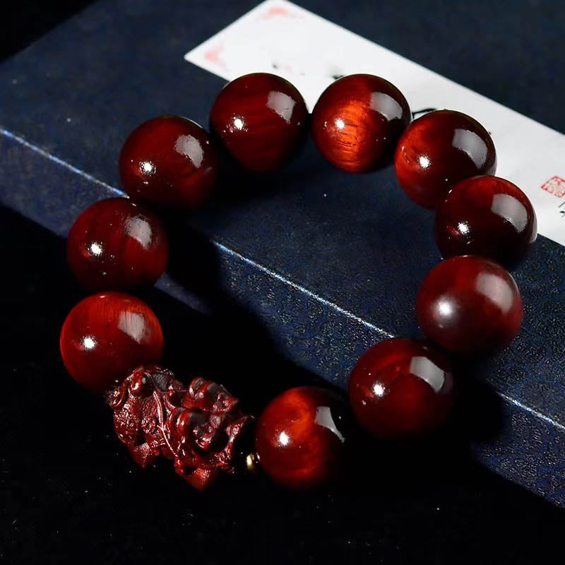 Mythstone Small Leaf Red Sandalwood PiXiu Protection Bracelet