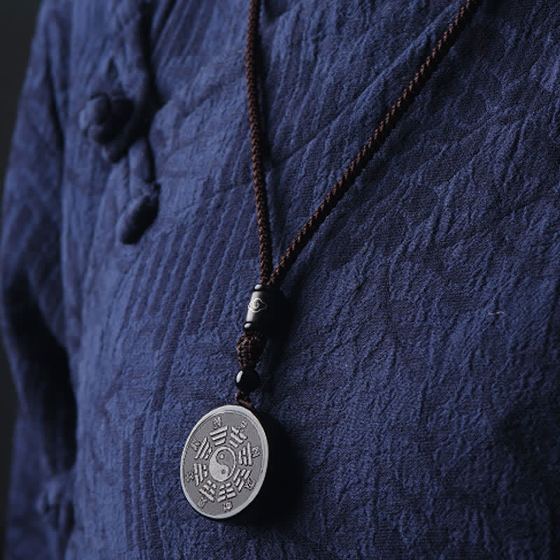 Colgante de collar con obsidiana negra y piedra mitológica con fuerza Bagua Yin Yang