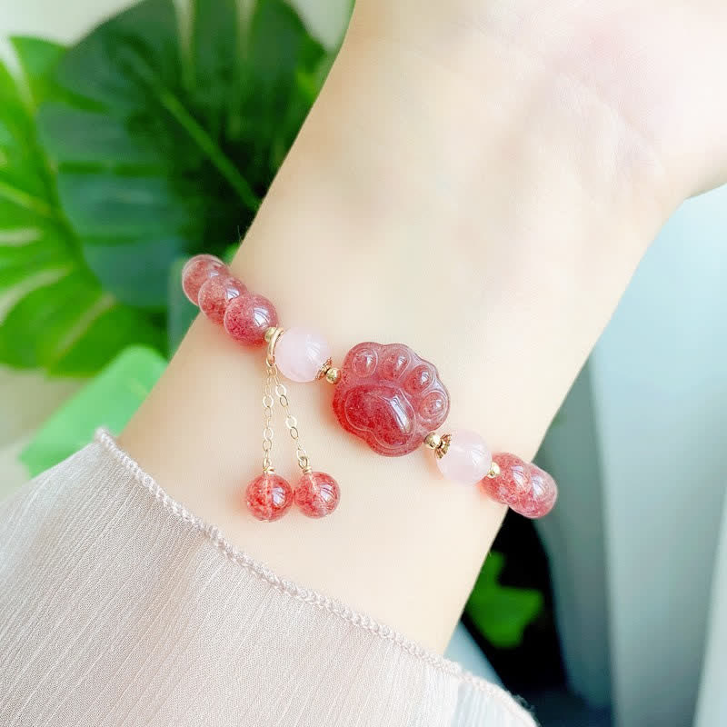 Pulsera de la suerte con forma de pata de gato y cuarzo fresa natural de Mythstone con cristal rosa 