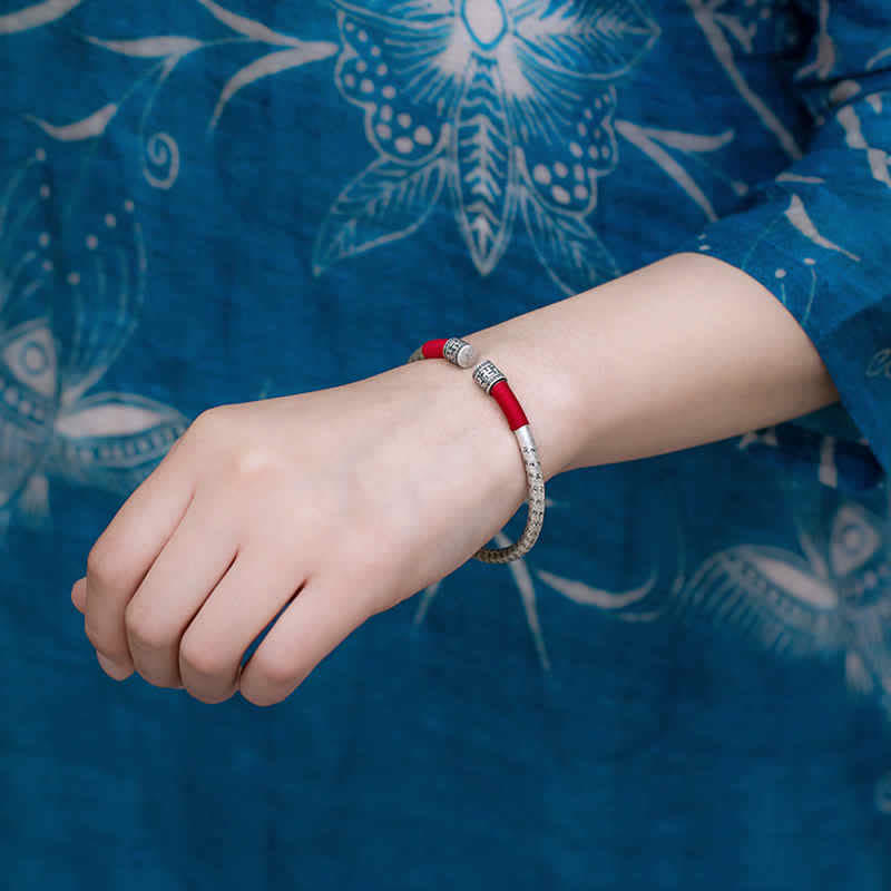 Pulsera de hilo rojo de la suerte Om Mani Padme Hum del Tíbet con piedra mitológica