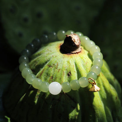 Pulsera ajustable de la abundancia de loto y jade de MythStone