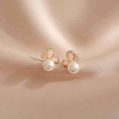 Mythstone 18K Gold Pearl Butterfly Love Freedom Stud Earrings