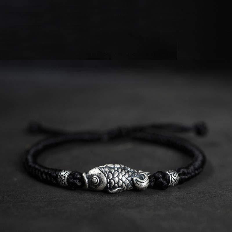 Pulsera trenzada de plata con pez koi de la suerte Mythstone