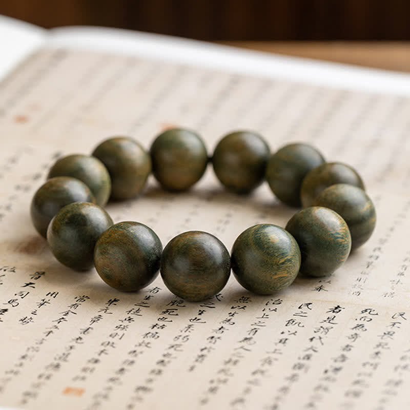 Mythstone Tibetan Green Sandalwood Soothing Cure Bracelet