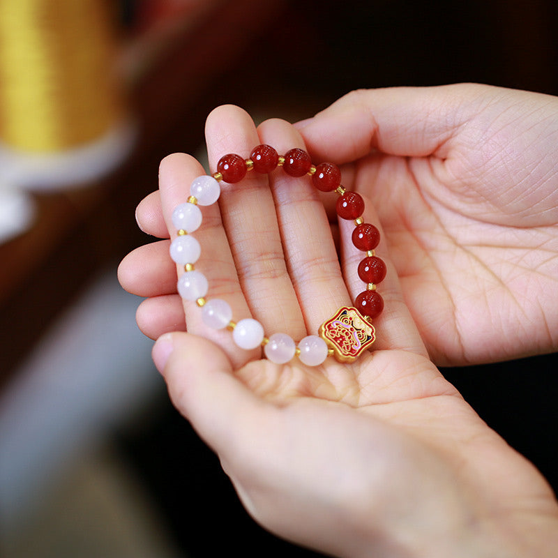 Mythstone Red Agate White Agate Strength Healing Bracelet