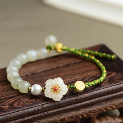 Pulsera de la suerte con jade hetiano natural y flor de durazno en plata de ley 925 Mythstone