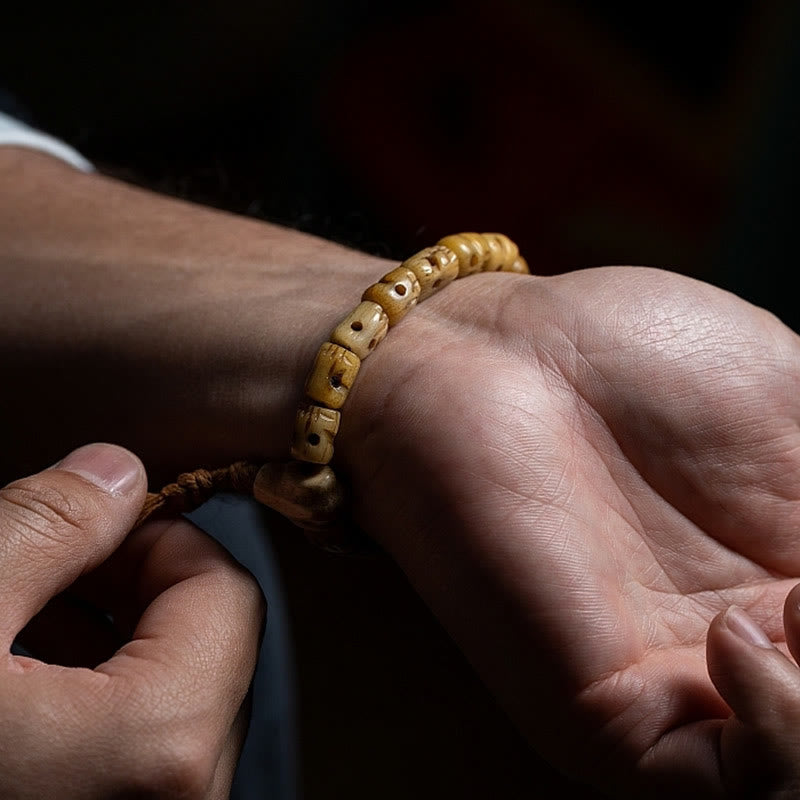 Pulsera de hueso de yak tibetano Mythstone El señor del bosque de cadáveres Ahuyenta a los malos espíritus