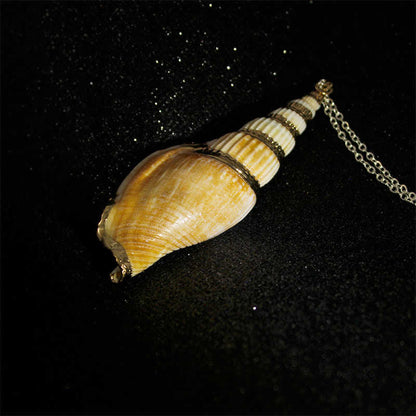 Mythstone Natural Shankha Conch Shell Seashell Lucky Necklace Pendant