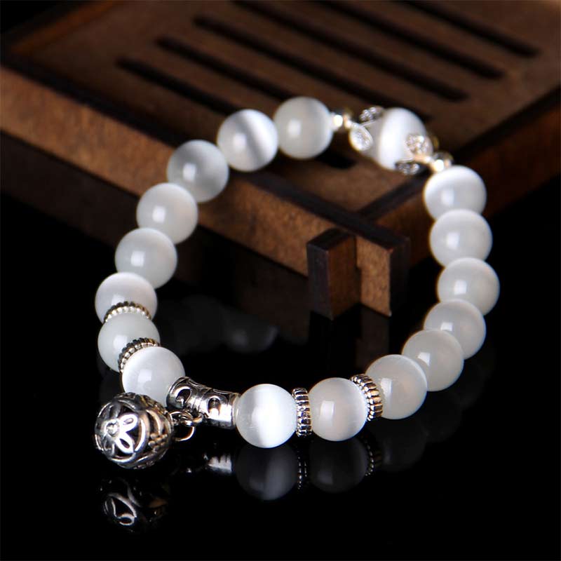 Mythstone Tibetan Cat Eye Lucky Bracelet