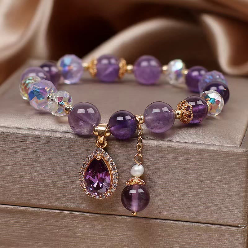 Pulsera con dijes curativos para el alma, corazón de amor y circonitas naturales de amatista Mythstone