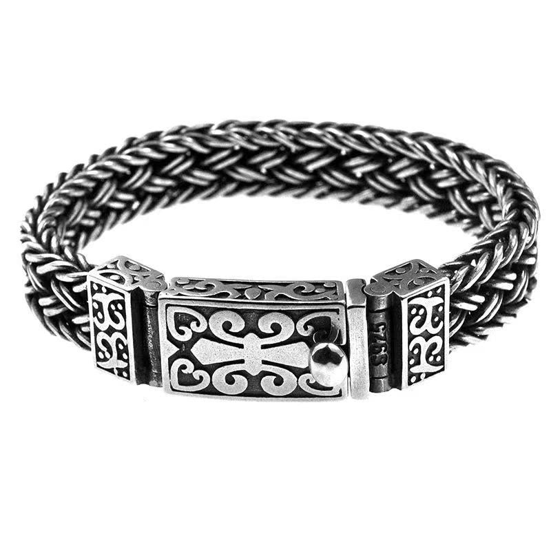 Pulsera de cadena trenzada curativa con diseño de tótem de vid retro de Mythstone