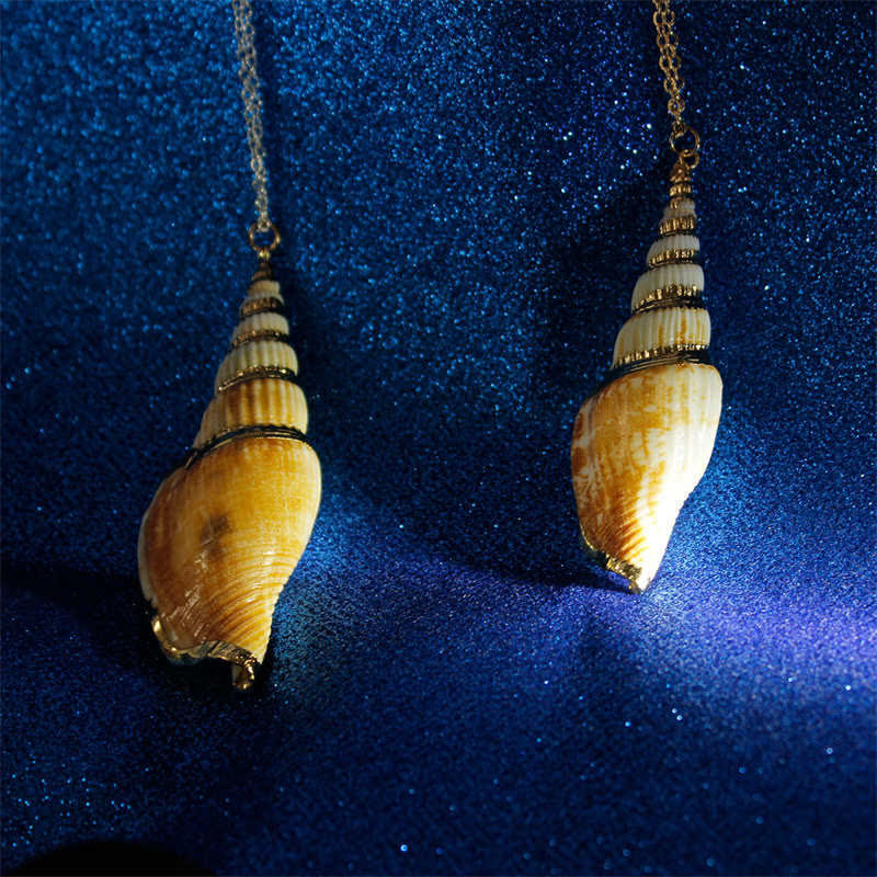 Mythstone Natural Shankha Conch Shell Seashell Lucky Necklace Pendant