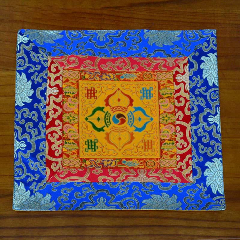 Mythstone Prayer Altar Mat Meditation Strength Endless Knot Vajra Man-Bcu Kalachakra Auspicious Symbols