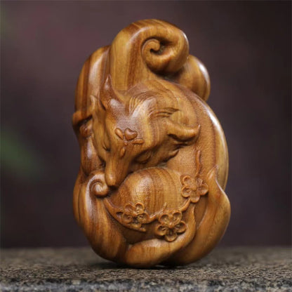 Mythstone Mini Nine-Tailed Fox Green Sandalwood Peace Decoration Car Hanging Decoration