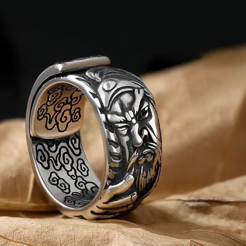 Anillo de riqueza amuleto de nubes auspiciosas de Guan Gong de piedra mítica