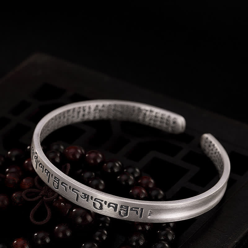 Pulsera de protección del Sutra del corazón con seis palabras verdaderas en plata de ley 999 de Mythstone