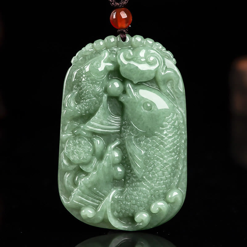 Colgante de jade natural con forma de pez koi y loto para la prosperidad y la riqueza