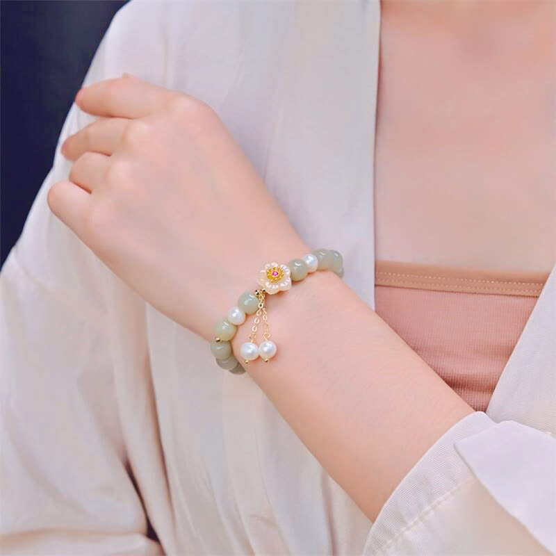 Pulsera de la abundancia y la felicidad con flor de jade hetiano Mythstone