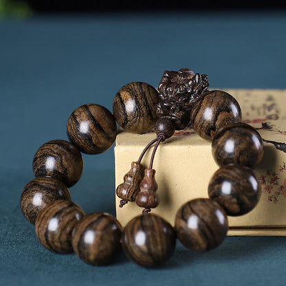 MythStone Rosewood Green Sandalwood Small Leaf Red Sandalwood Agarwood Dragon Carved Protection Bracelet