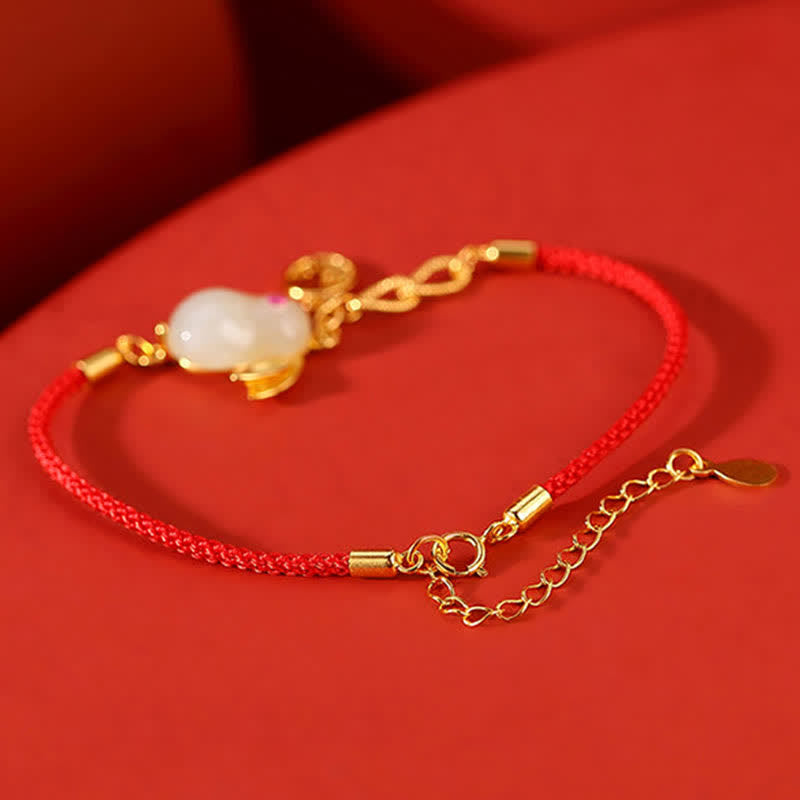 Pulsera de hilo rojo con bendición de la suerte y jade blanco hetiano del año del conejo en plata de ley 925 de Mythstone 