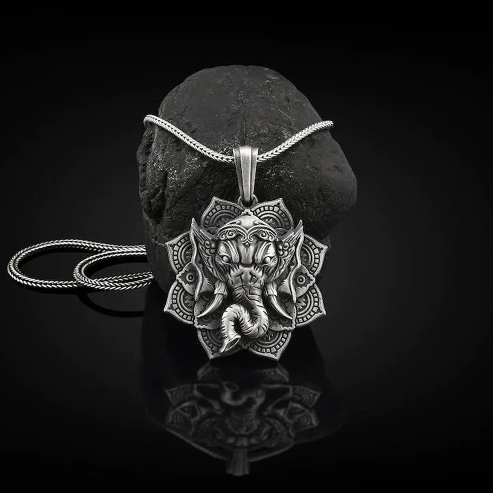 Collar con colgante de elefante protector Ganesh Ganpati de estaño puro Mythstone 