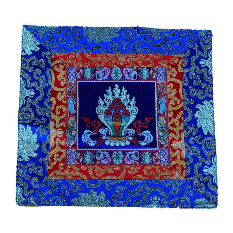 Mythstone Prayer Altar Mat Meditation Strength Endless Knot Vajra Man-Bcu Kalachakra Auspicious Symbols