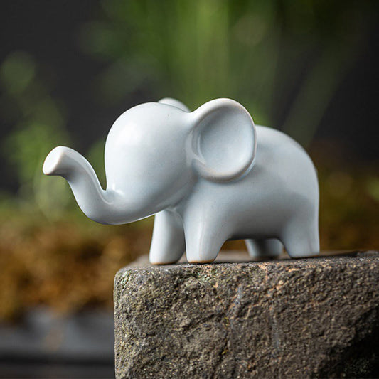 Mythstone Small Ceramic Elephant Home Tea Pet Figurine Desk Decoration