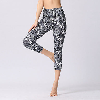 Mythstone Leaves Butterfly Print Sports Yoga Cropped Leggings Women's Yoga Capri Pants