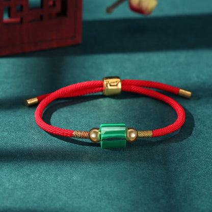 Pulsera trenzada de cuerda con piedra roja, malaquita y aventurina verde hecha a mano del Tíbet para proteger la suerte 