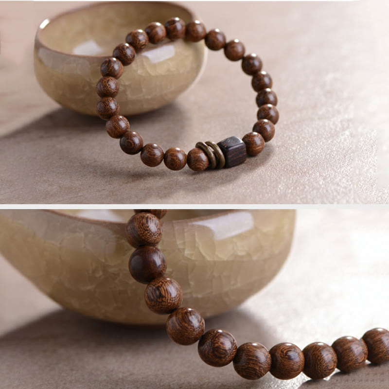 Pulsera de espiritualidad de madera Phoebe Zhennan Mythstone