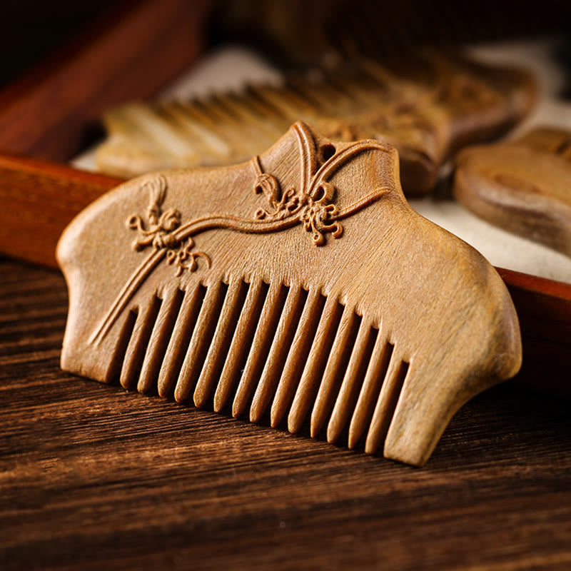 Mythstone Green Sandalwood Flower Pattern Engraved Soothing Comb