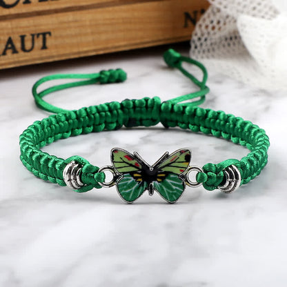 Pulsera con dije de mariposa y amor por la libertad de Mythstone