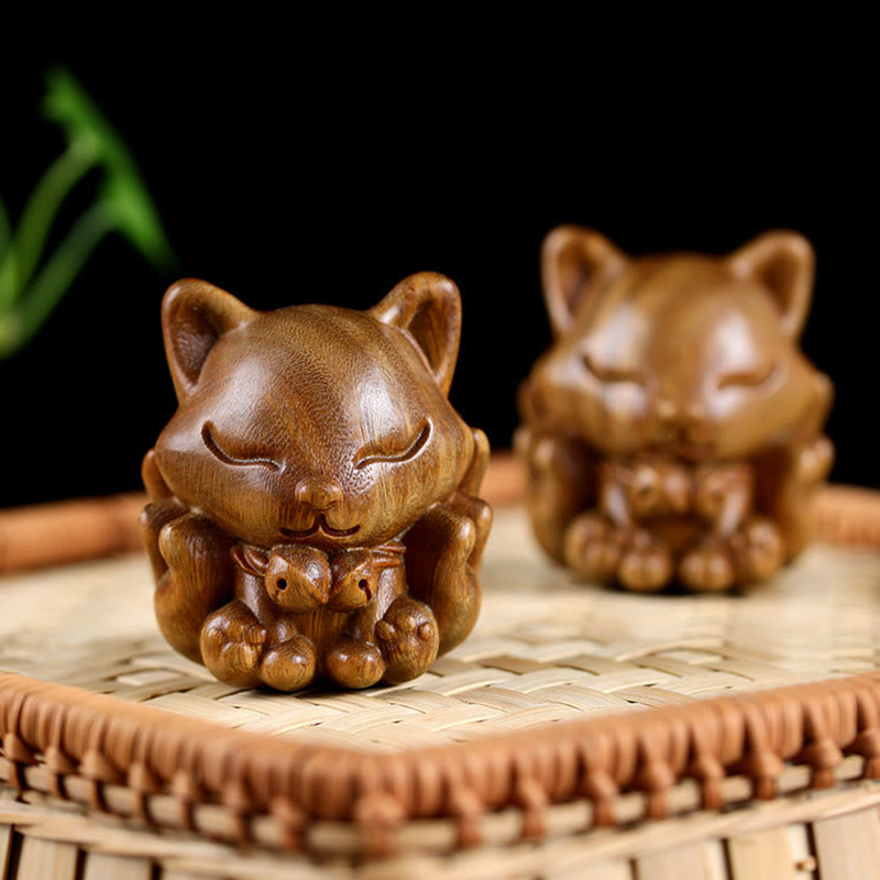 Mythstone Mini Nine-Tailed Fox Ivory Fruit Sandalwood Green Sandalwood Blessing Decoration