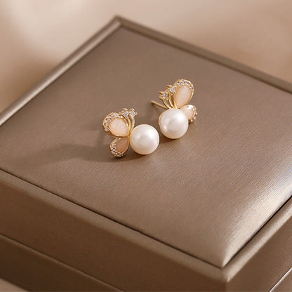 Mythstone 18K Gold Pearl Butterfly Love Freedom Stud Earrings