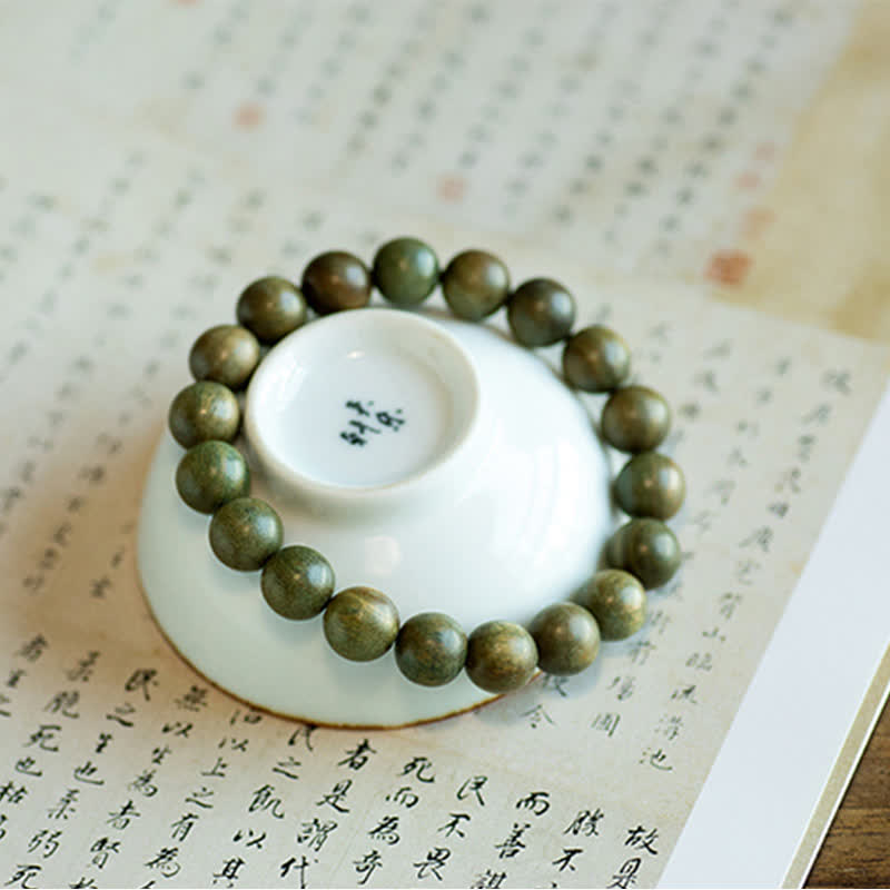 Mythstone Tibetan Green Sandalwood Soothing Cure Bracelet