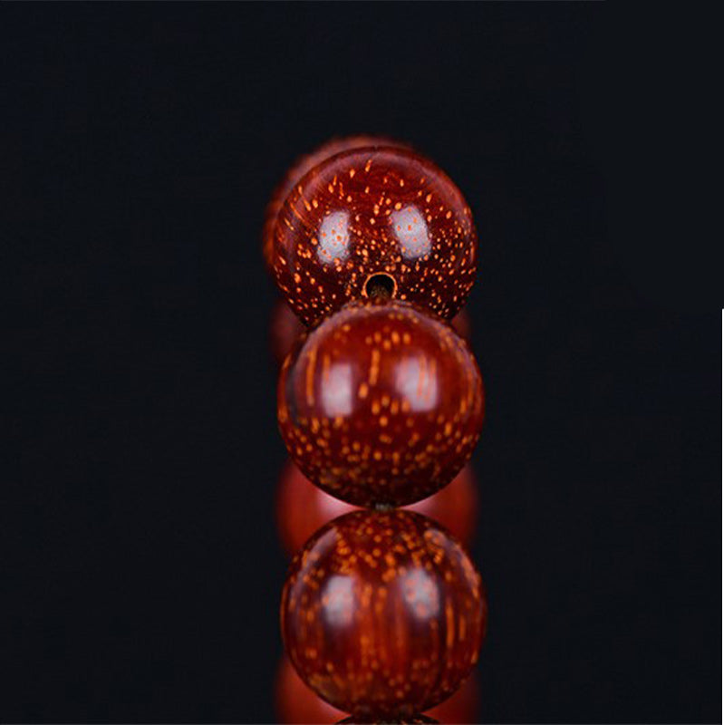 Pulsera de equilibrio de sándalo rojo con hojas pequeñas tibetanas de MythStone 