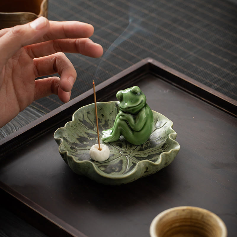 Mythstone Leaf Meditation Frog Pattern Healing Ceramic Incense Burner Decoration