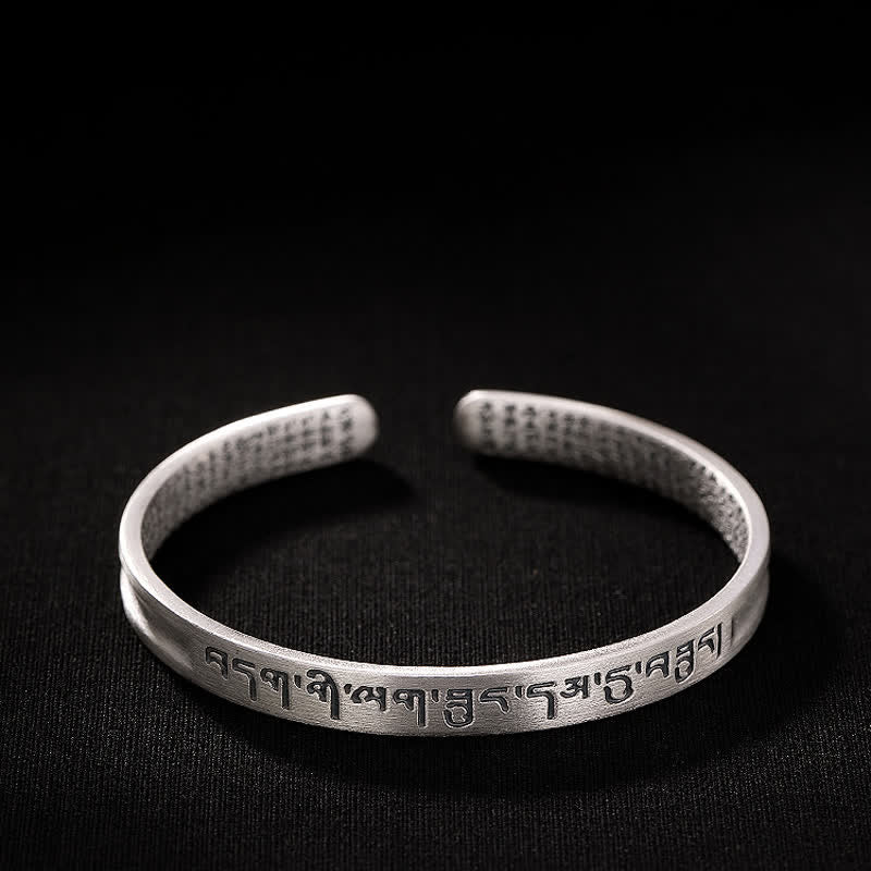 Pulsera de protección del Sutra del corazón con seis palabras verdaderas en plata de ley 999 de Mythstone