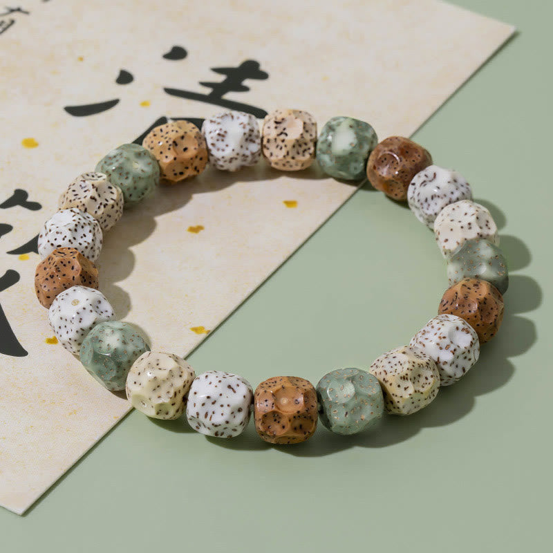 Pulsera de riqueza y auspiciosidad con semillas de Bodhi de colores naturales Mythstone 