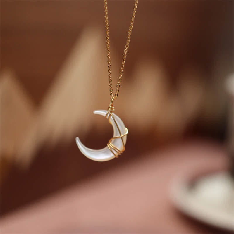 Mythstone Natural Tridacna Stone Crescent Moon Blessing Necklace Pendant