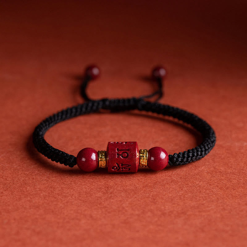 Pulsera trenzada con bendición grabada Om Mani Padme Hum y cinabrio tibetano Mythstone 