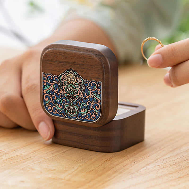 Mythstone Retro Handmade Black Walnut Wood Ring Jewelry Storage Box Leaf Wooden Gift Box