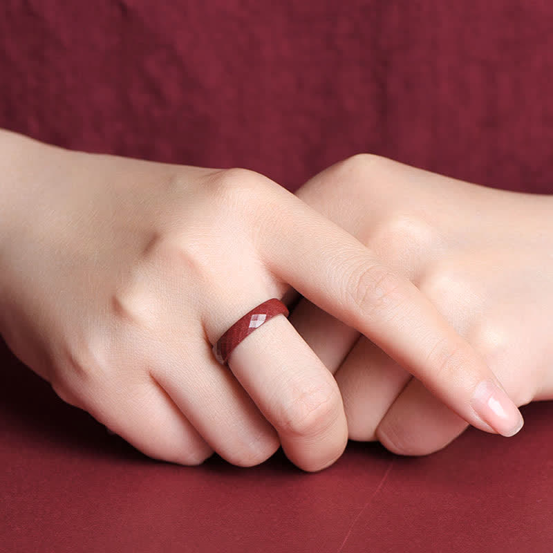 Anillo de bendición de nubes auspiciosas Om Mani Padme Hum con piedra mítica cinabrio